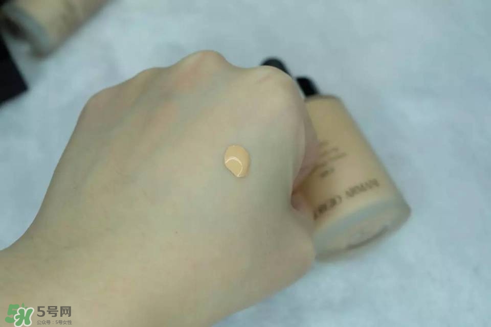 ���Ƥ��ʲô�۵�Һ�����Ƥ����ʲô�۵�Һ�ȽϺã�